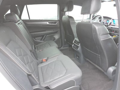 2024 Volkswagen Atlas Cross Sport 2.0T SE w/Technology