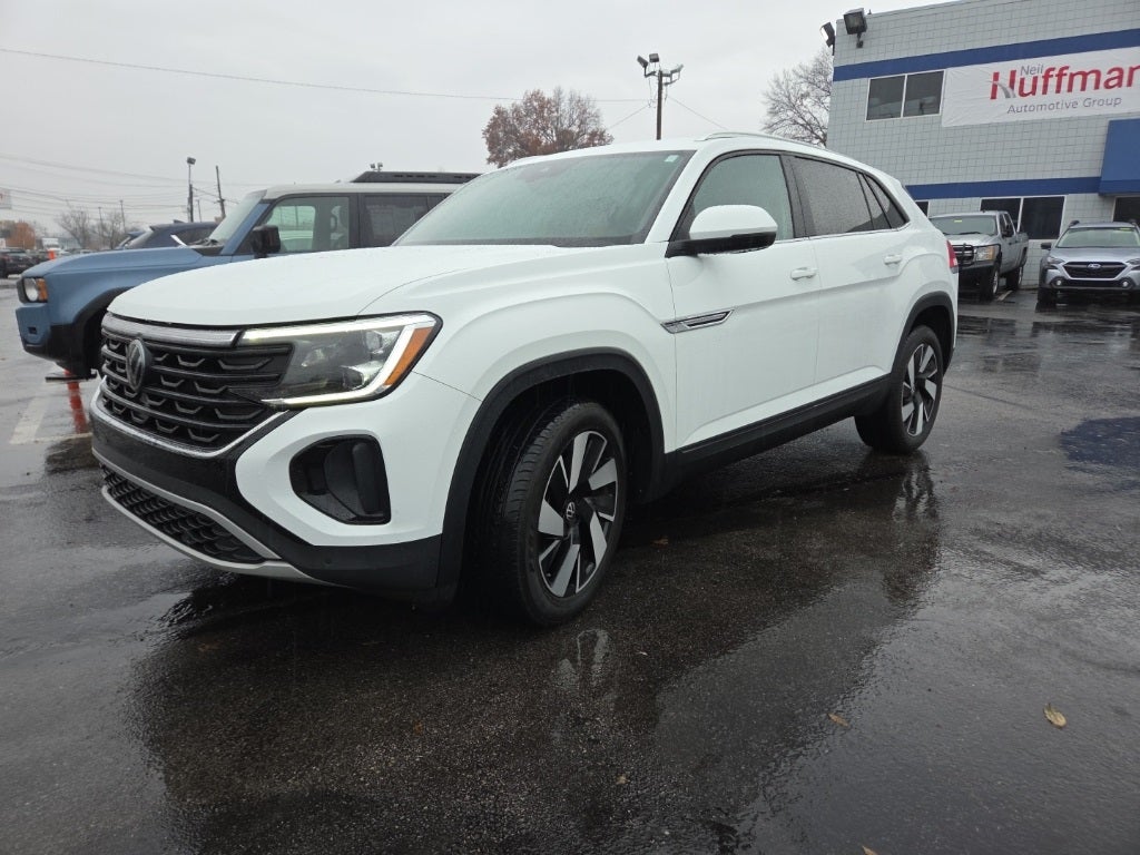 2024 Volkswagen Atlas Cross Sport 2.0T SE w/Technology