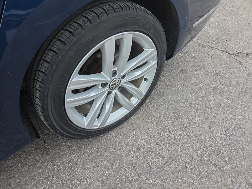 2018 Volkswagen Passat 2.0T SE