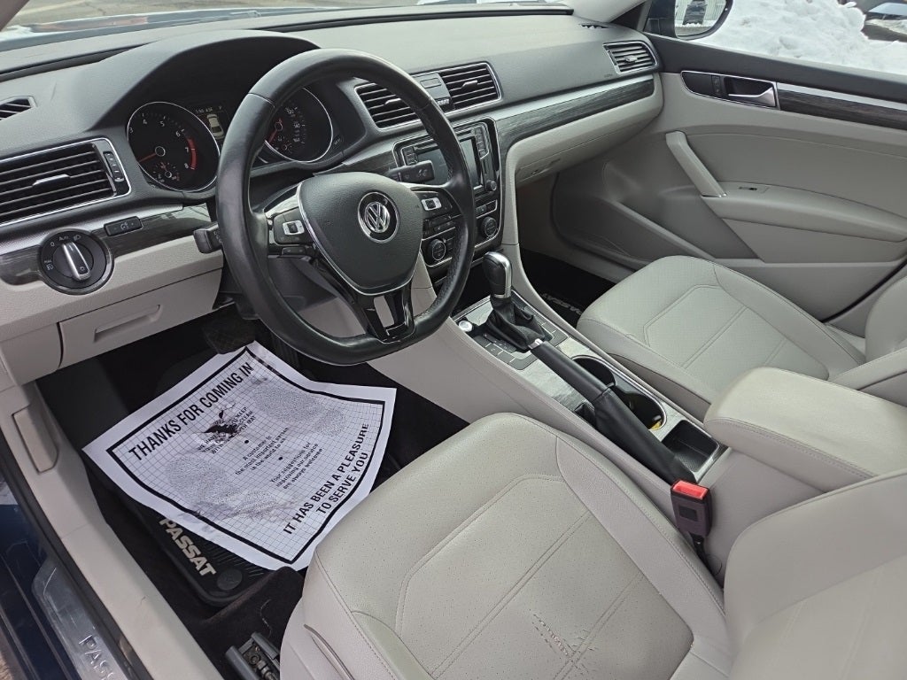 2018 Volkswagen Passat 2.0T SE