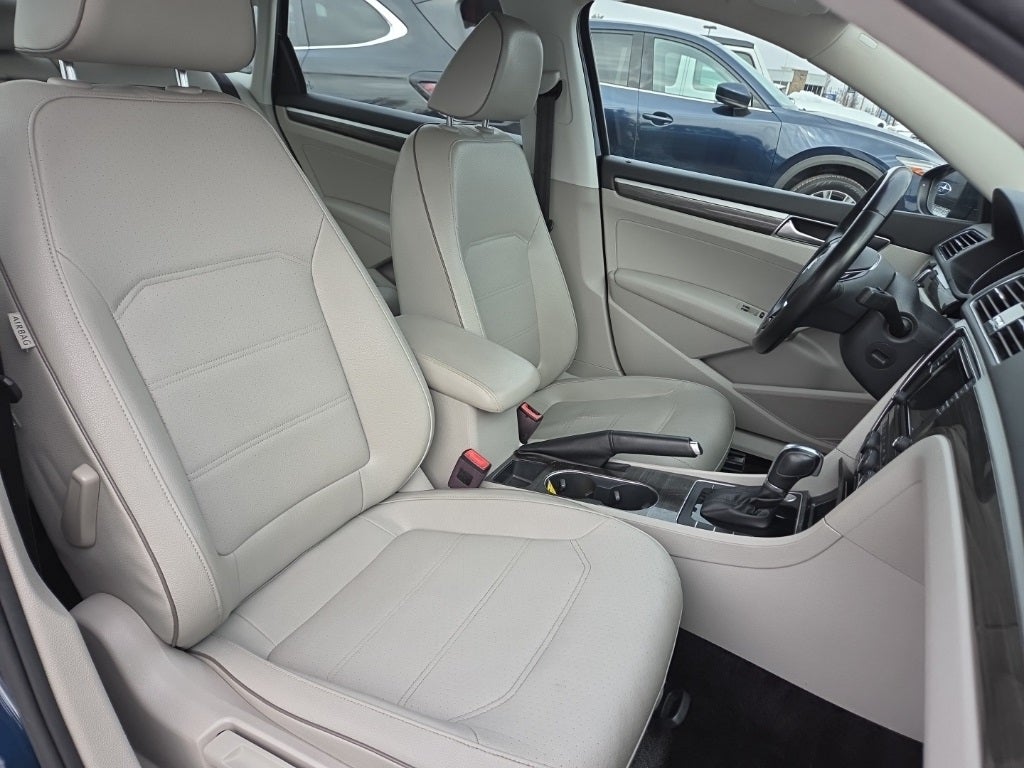 2018 Volkswagen Passat 2.0T SE