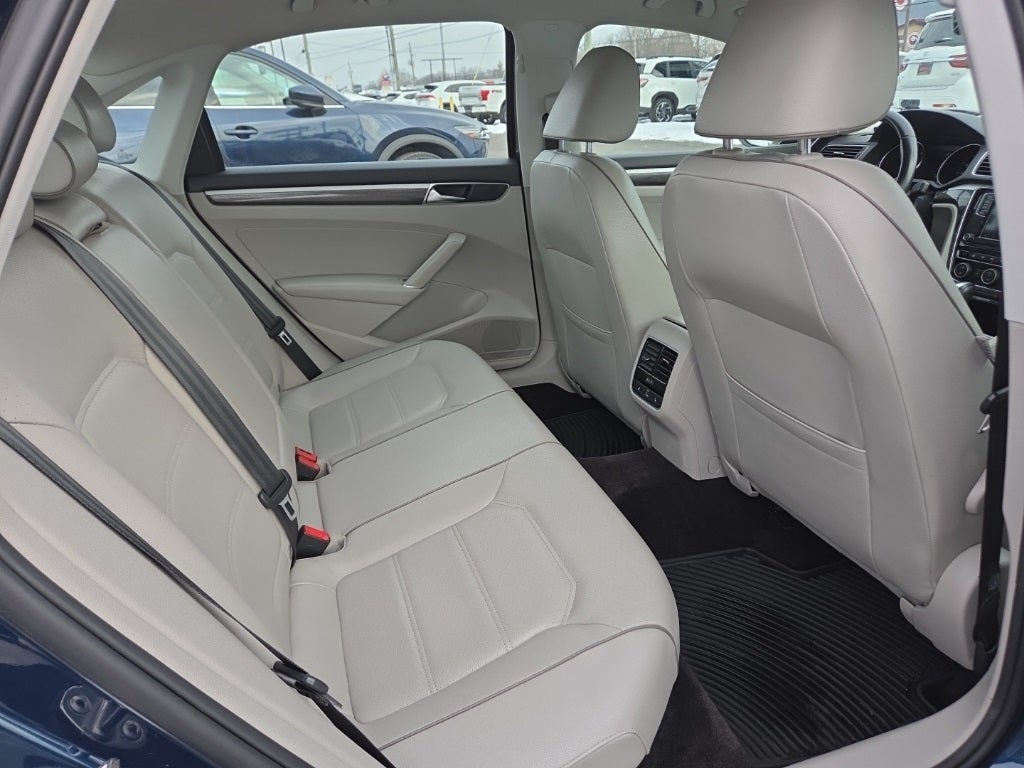 2018 Volkswagen Passat 2.0T SE