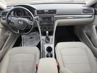 2018 Volkswagen Passat 2.0T SE