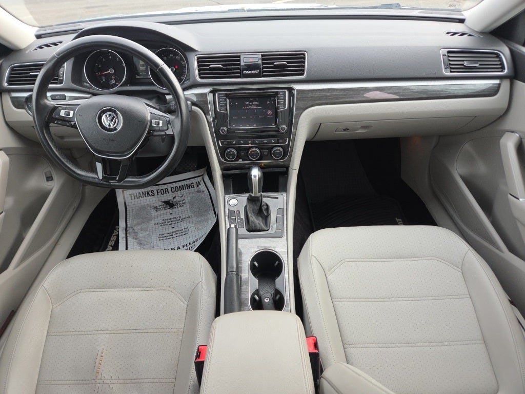 2018 Volkswagen Passat 2.0T SE