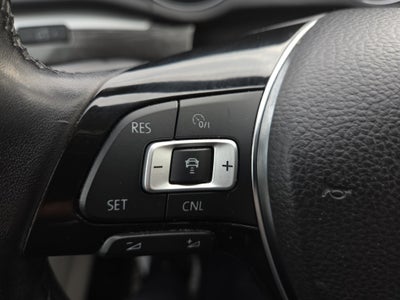 2018 Volkswagen Passat 2.0T SE