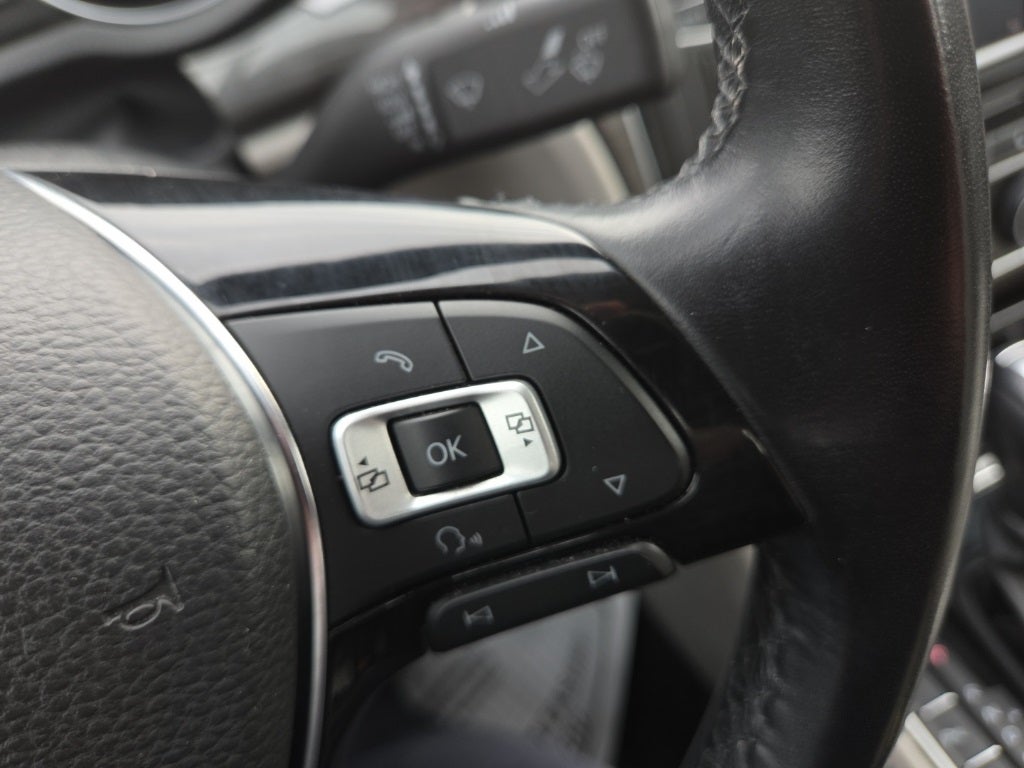 2018 Volkswagen Passat 2.0T SE