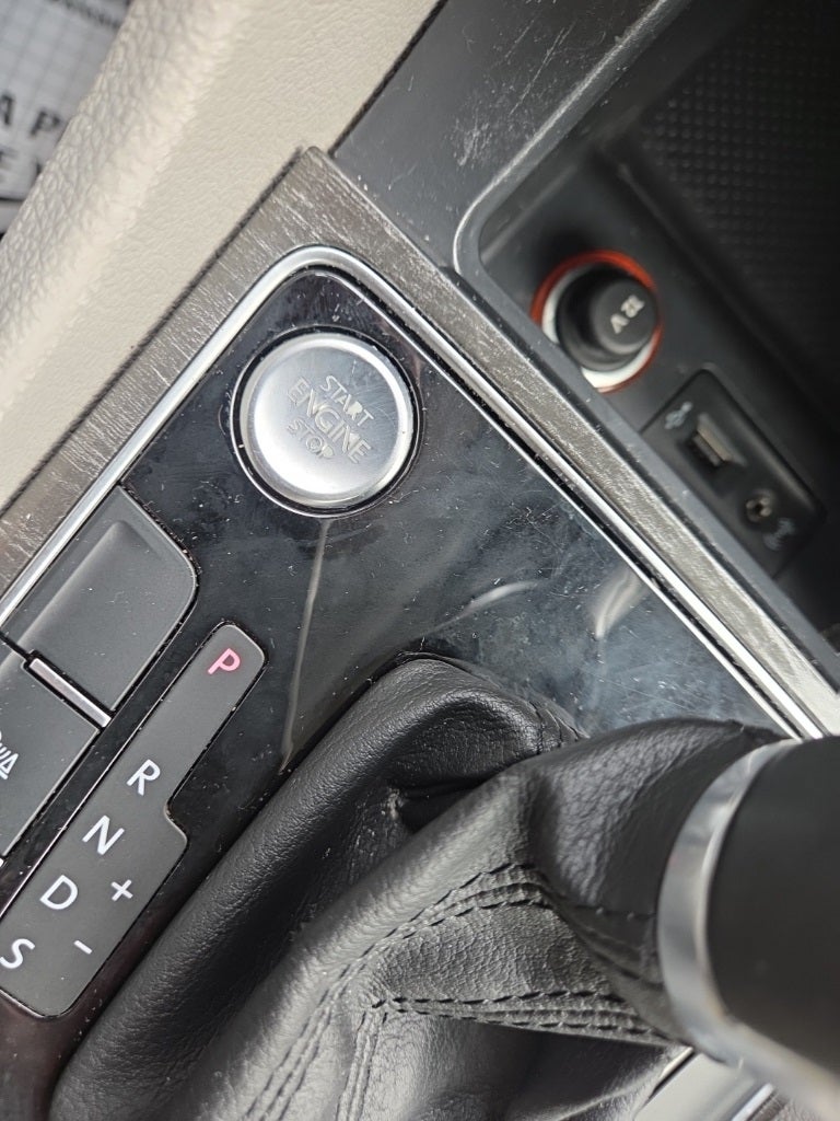 2018 Volkswagen Passat 2.0T SE