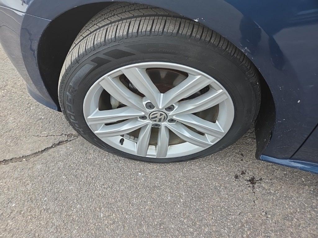 2018 Volkswagen Passat 2.0T SE