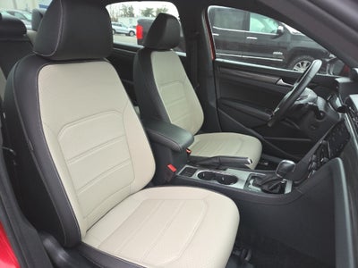 2021 Volkswagen Passat 2.0T R-Line