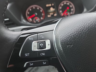 2021 Volkswagen Passat 2.0T R-Line