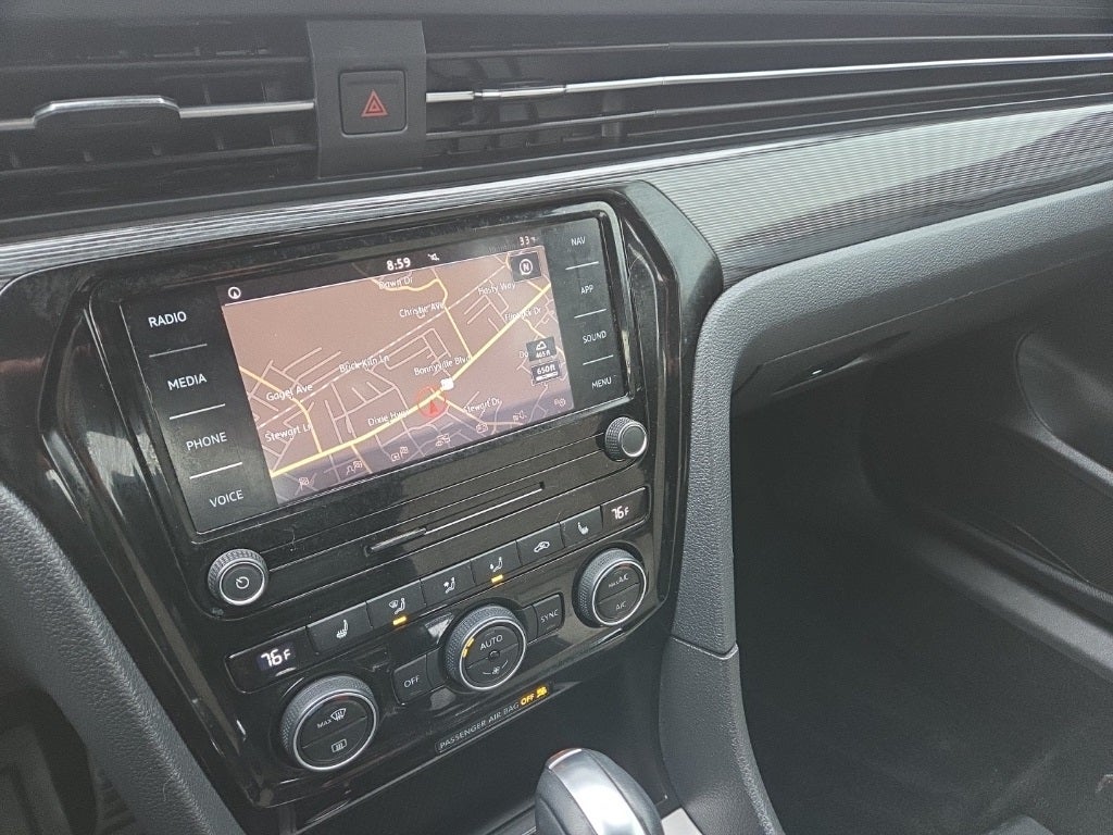 2021 Volkswagen Passat 2.0T R-Line