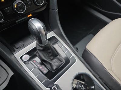 2021 Volkswagen Passat 2.0T R-Line