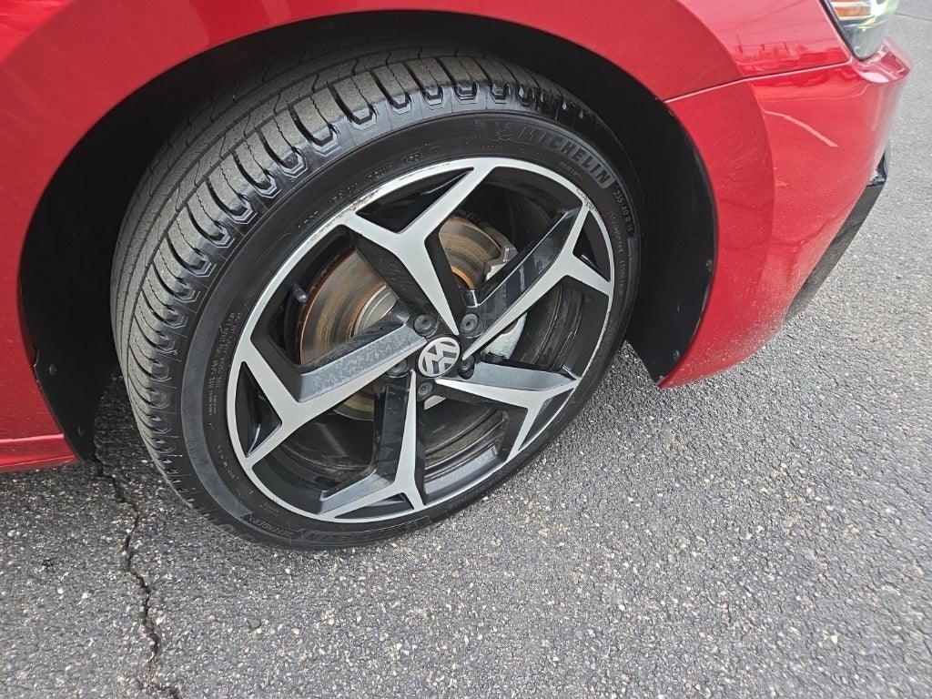 2021 Volkswagen Passat 2.0T R-Line