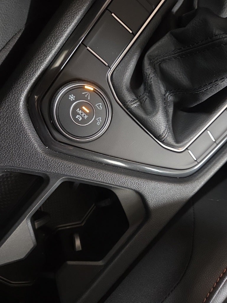 2024 Volkswagen Tiguan 2.0T Wolfsburg Edition