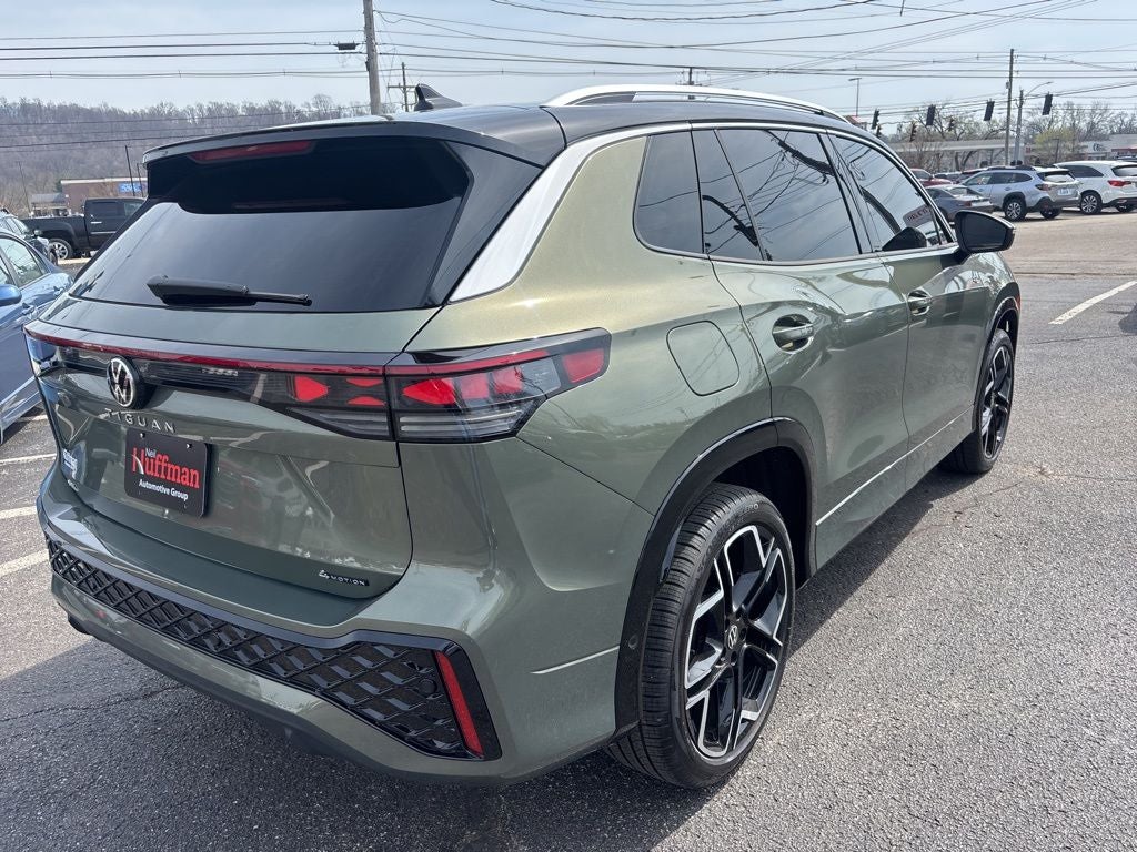 2025 Volkswagen Tiguan 2.0T SEL R-Line