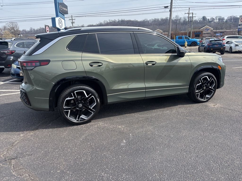 2025 Volkswagen Tiguan 2.0T SEL R-Line