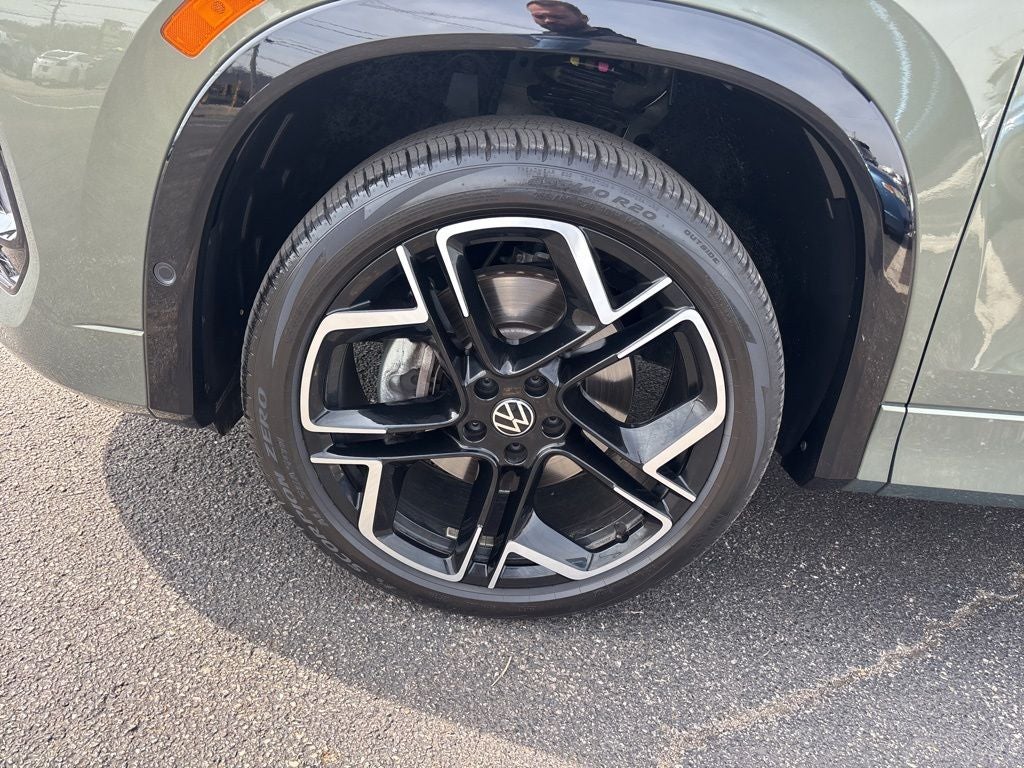 2025 Volkswagen Tiguan 2.0T SEL R-Line