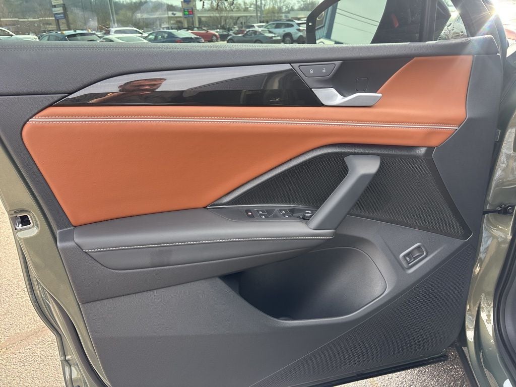 2025 Volkswagen Tiguan 2.0T SEL R-Line