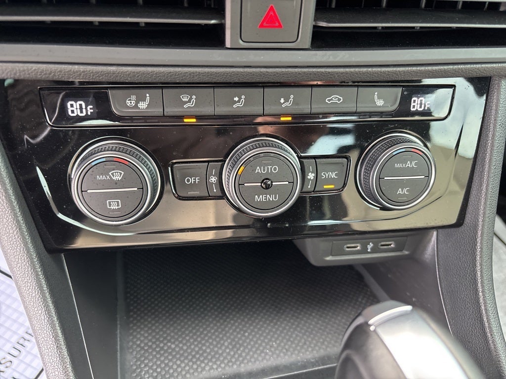 2020 Volkswagen Jetta R-Line