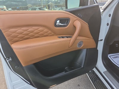 2023 INFINITI QX80 Sensory