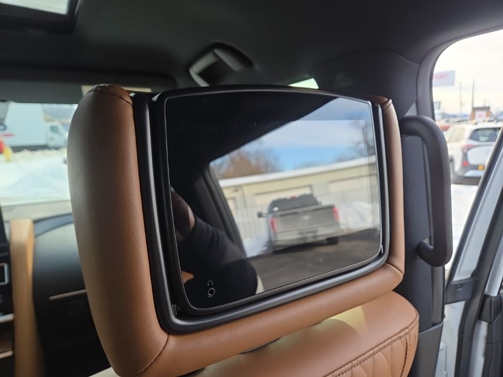 2023 INFINITI QX80 Sensory