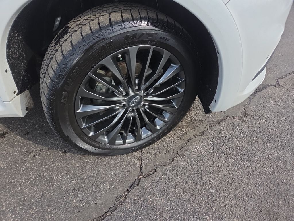 2023 INFINITI QX80 Sensory