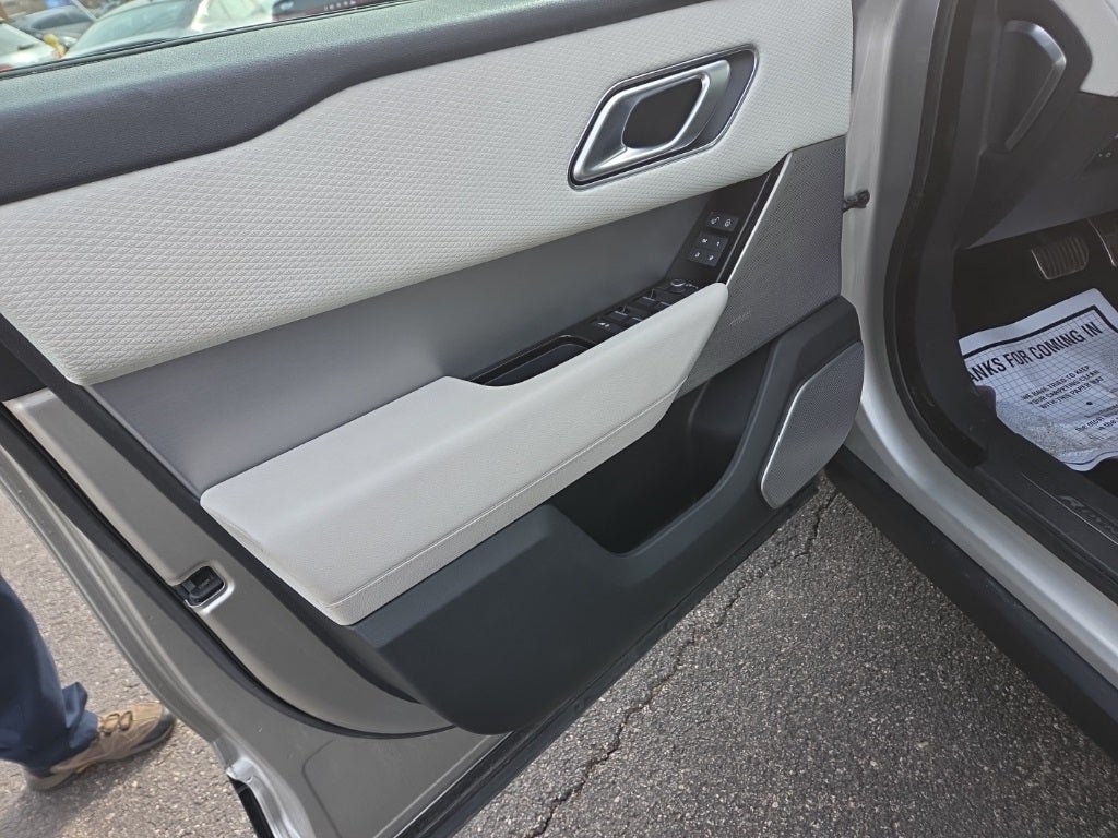 2019 Land Rover Range Rover Velar SE R-Dynamic