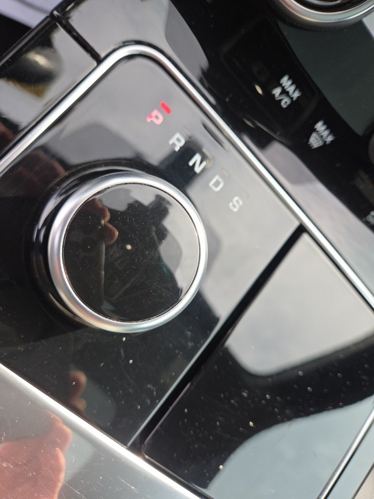 2019 Land Rover Range Rover Velar SE R-Dynamic