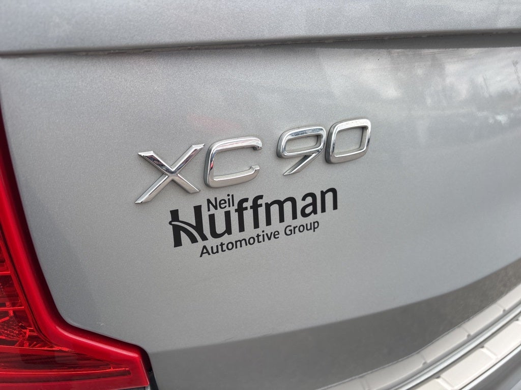 2018 Volvo XC90 T5 R-Design 5P