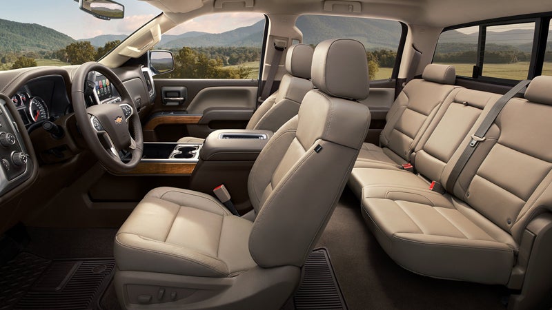 Stylish interior in the Silverado 1500